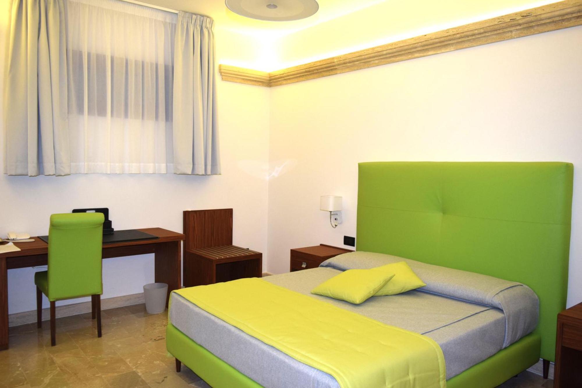 Bhb Hotel Manduria Zewnętrze zdjęcie